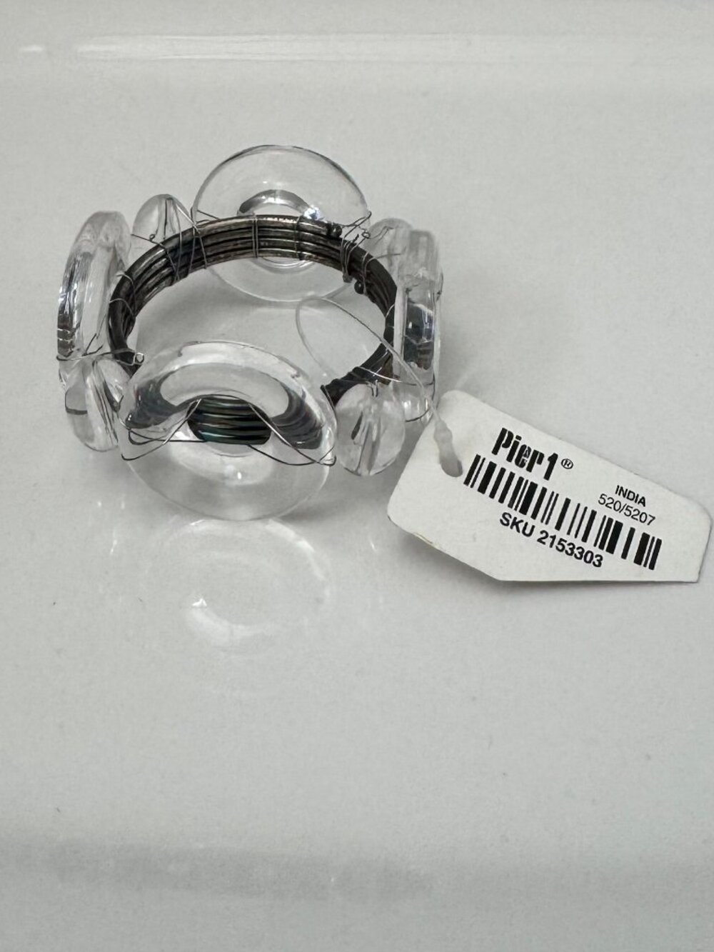 VINTAGE NEW WITH TAGS Pier 1 Clear Acrylic Napkin Rings Metal inset SET OF 11